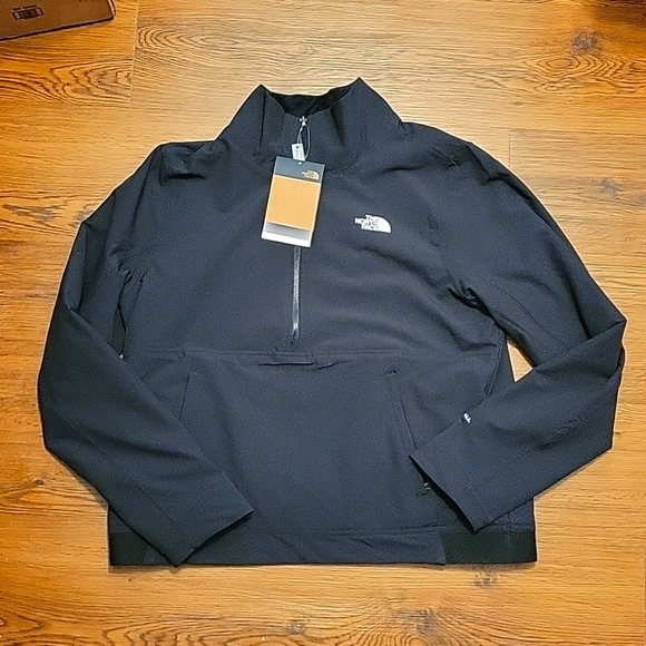 The North Face Jackets & Blazers - NWT The North face Reversible Quarter Zip Jacket